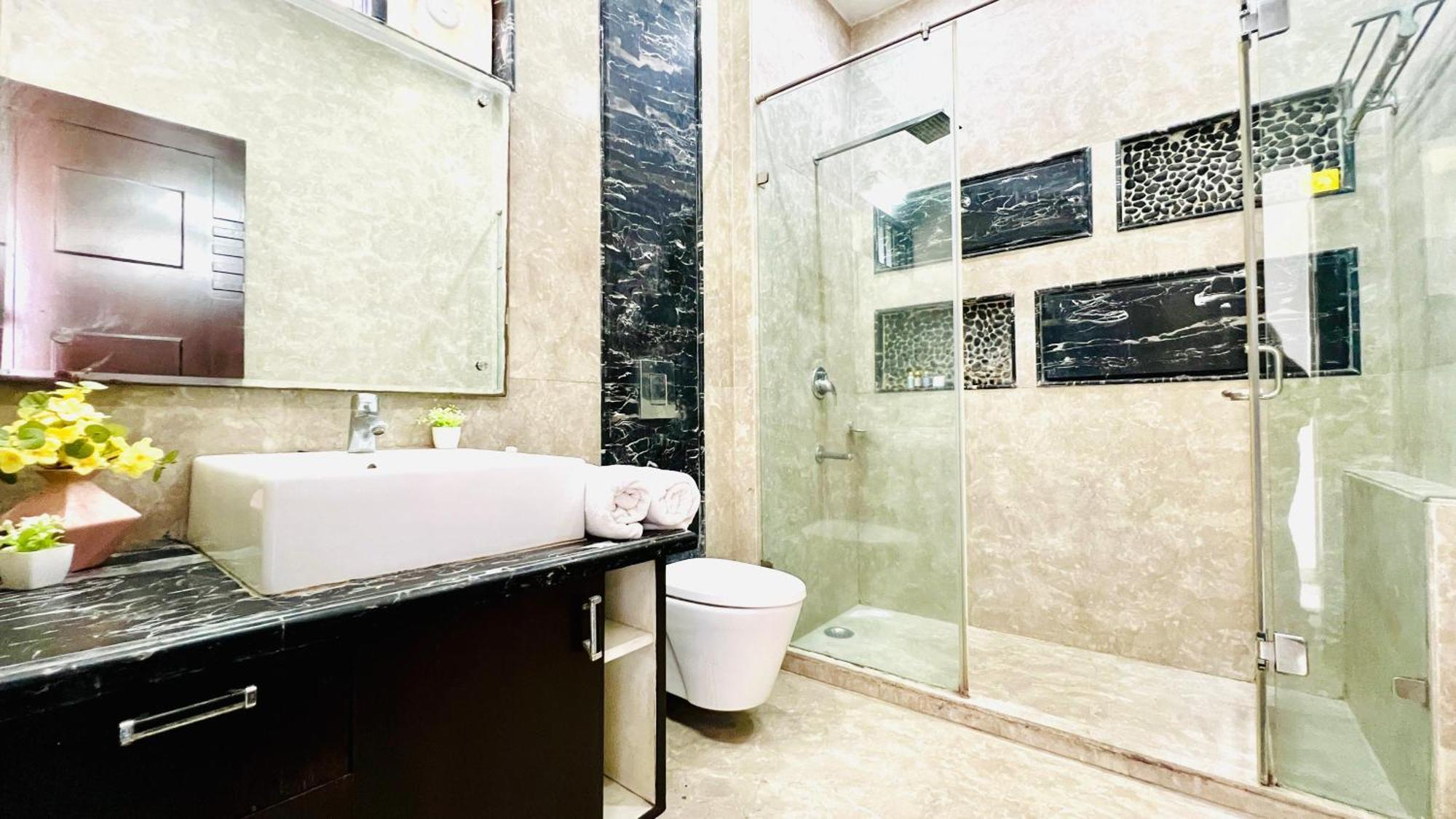 Olive Service Apartments - Greater Kailash New Delhi Exteriör bild